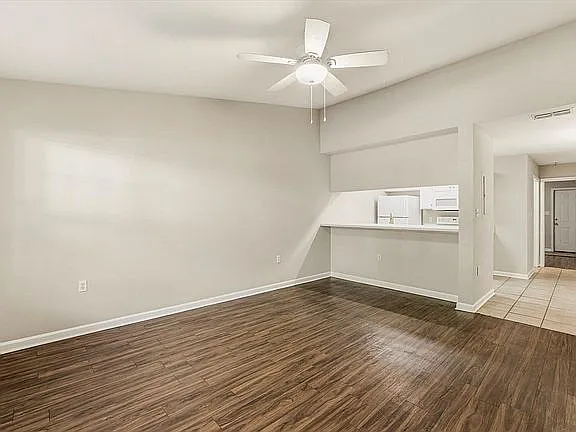 2738 W Tharpe St #405 — Photo 9