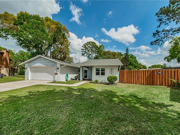 2nd image of 15805 Wheatfield Pl