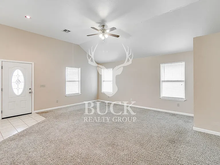 1201 Stansell Dr — Photo 15