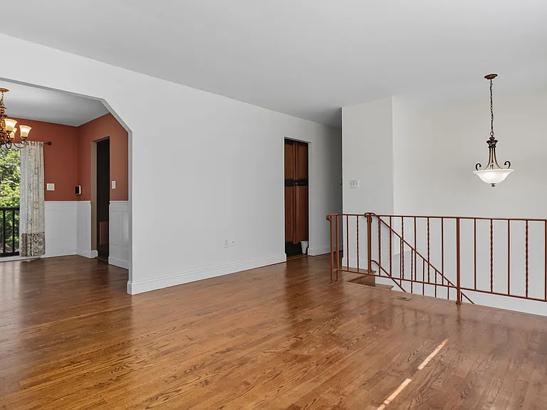 8136 Comet Dr — Photo 14