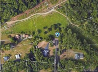 18 Jeremy Garden Lane, Woodbridge, CT 06525