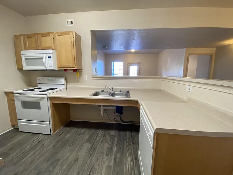 Canyon Village — Photo 57