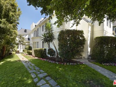 422 Smithwood Dr, Beverly Hills, CA, 90212