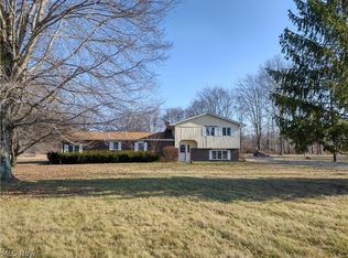 6231 Weaver Rd, Berlin Center, OH 44401