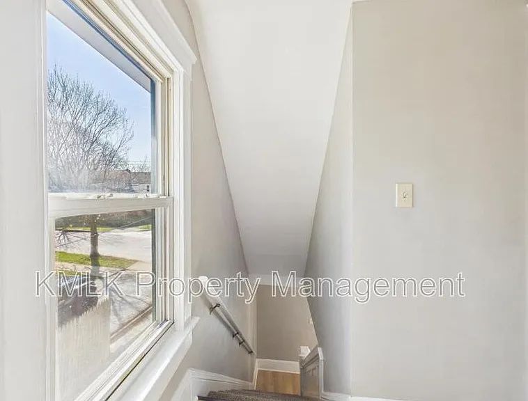 773 Montana Ave — Photo 19