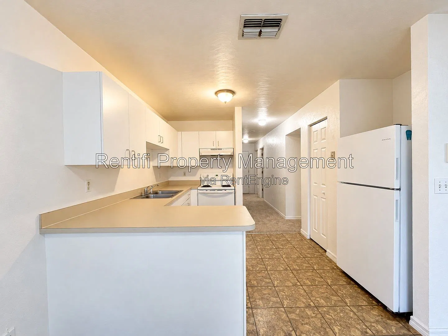 2 bed, 1.0 bath, 920 sqft, $1,499 — Photo 3