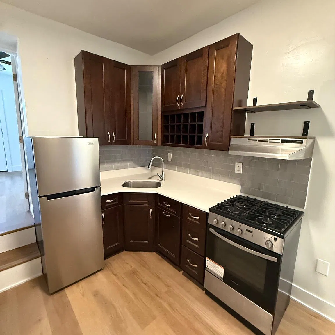 2 bed, 1.0 bath, 850 sqft, $1,500 — Photo 1