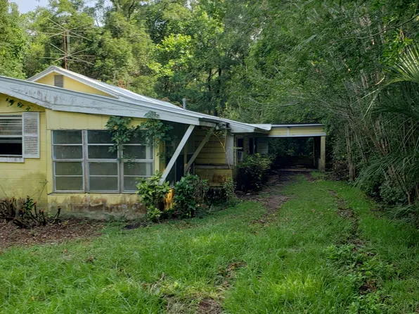 304 Moore Ln, Bonifay, FL 32425