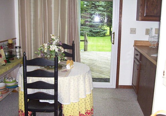 5th image of 795 Newberry Dr