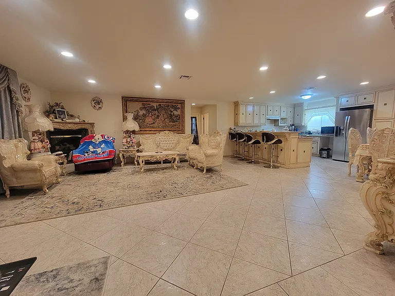 8009 Rose St — Photo 13