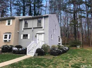 5709 Forest Lawn Ct, Raleigh, NC 27612