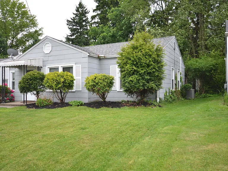 2622 Fairland St — Photo 2