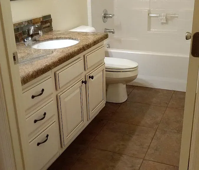 926 Whetstine Ave #C — Photo 11