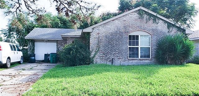 1st image of 421 Grovewood Dr