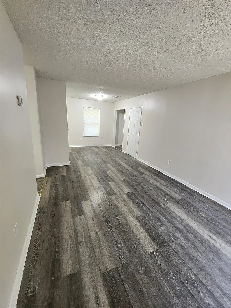 Building Photo - 4528 Sugar Creek Rd