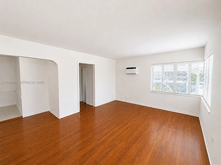 7407 Byron Ave #3 — Photo 5
