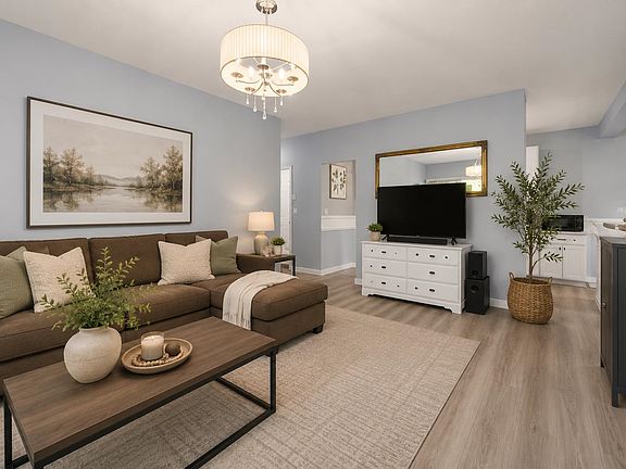3rd image of 14980 101a Ave #109