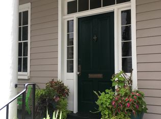 11 New St, Charleston, SC 29401
