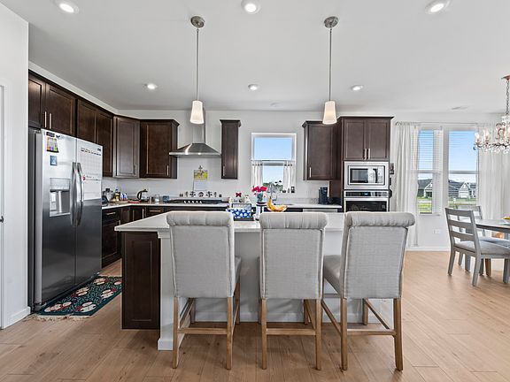 3rd image of 2813 Briargate Dr