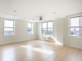 244 S 49th St