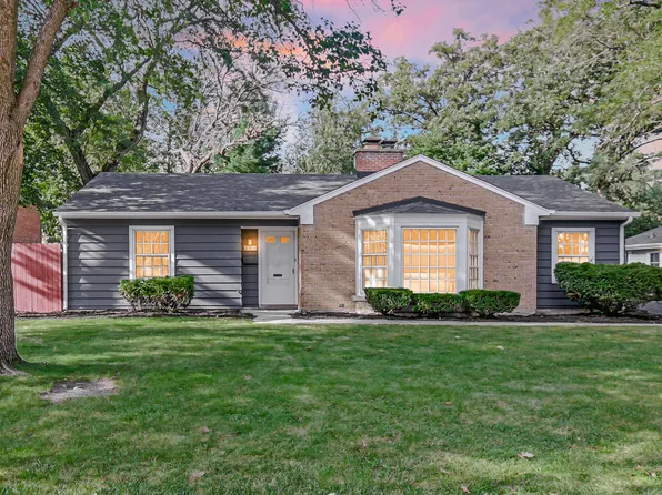 350 Oakwood St, Park Forest, IL 60466