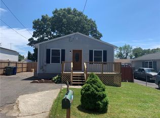 66 Dayton Rd, Bridgeport, CT 06606