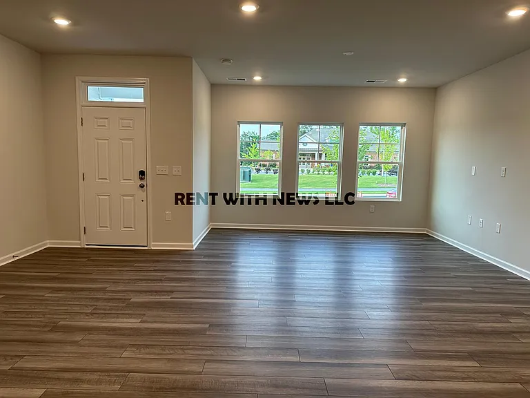 5124 Anamosa St — Photo 8