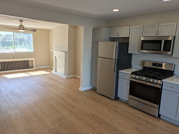 2nd image of 1119 Saint Martin St