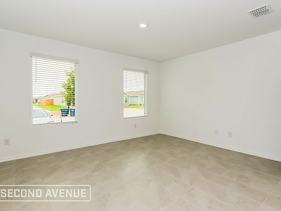 3rd image of 167 Sunflower St