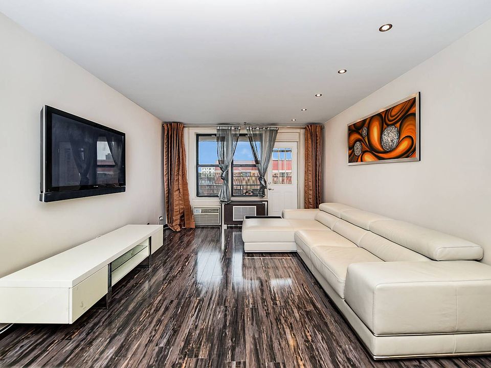 1st image of 2800 Coyle St APT 521