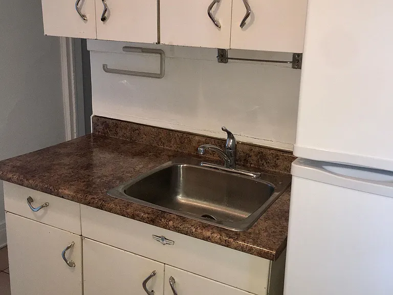 165 Laurier Ave E #2 — Photo 16