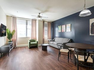 925 Common St #ID1267803P, New Orleans, LA 70112