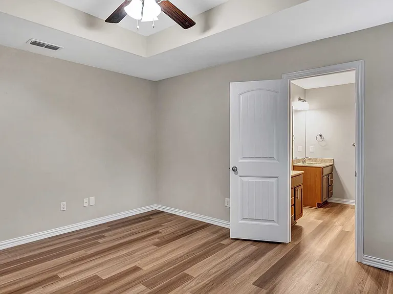 Kara Lynn Place Luxury Homes- ASK ABOUT OUR SPRING MOVE-IN SPECIAL TODAY! — Photo 79