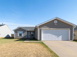 10349 Aberdeen Dr, Yukon, OK 73099