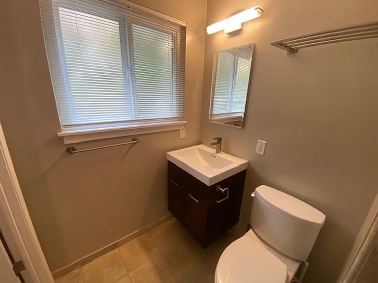 920 Crest Ave — Photo 26