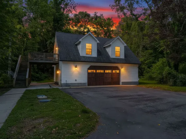 23630 Town Creek Dr, Lexington Park, MD 20653