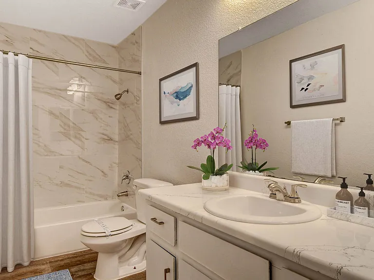 Sundance Village Apts — Photo 39