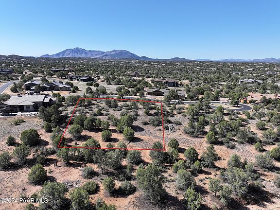 4th image of 14350 N Three Sisters Dr