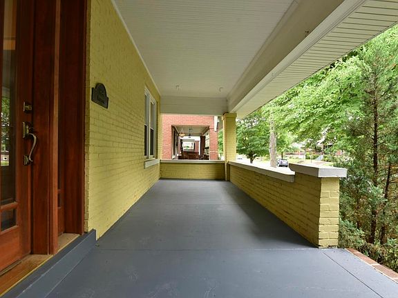 2nd image of 1896 Princeton Dr