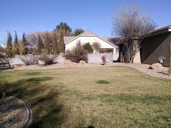 3rd image of 2263 S Coletero Dr