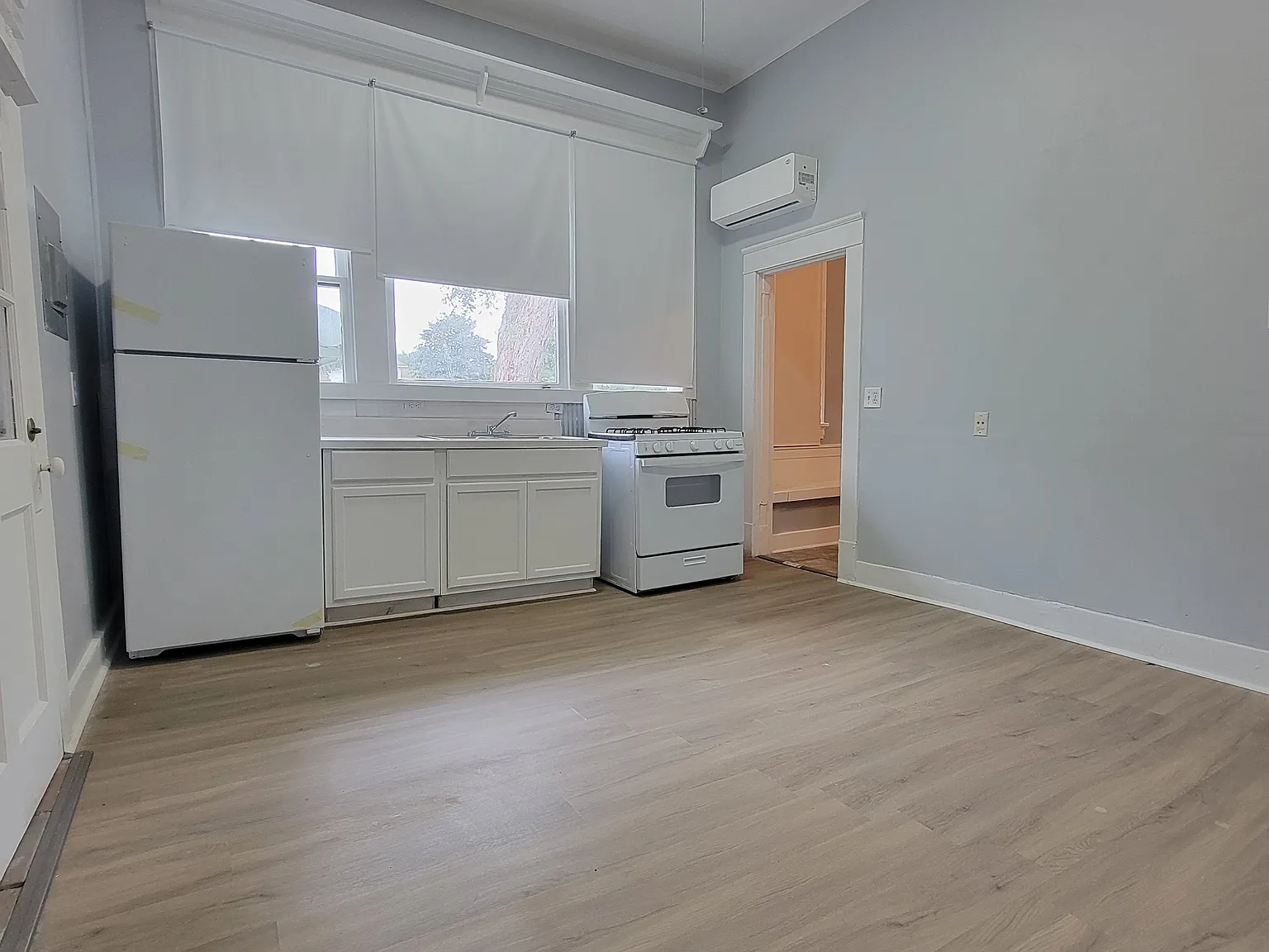 613 West Pine Street - 2 — Photo 4