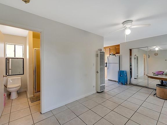 4th image of 824 Leyte Ct #1