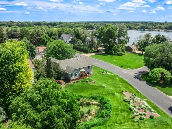 14194 Hidden View Rd NE, Prior Lake, MN 55372