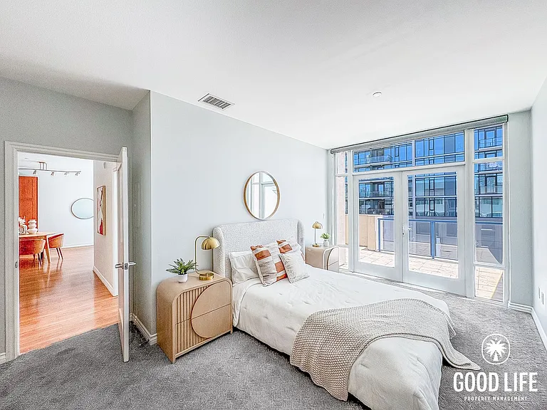875 G St #804 — Photo 14