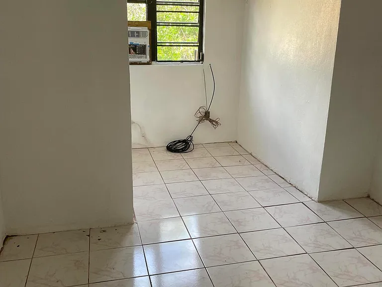 173-29--2 Annas Retreat Est — Photo 12