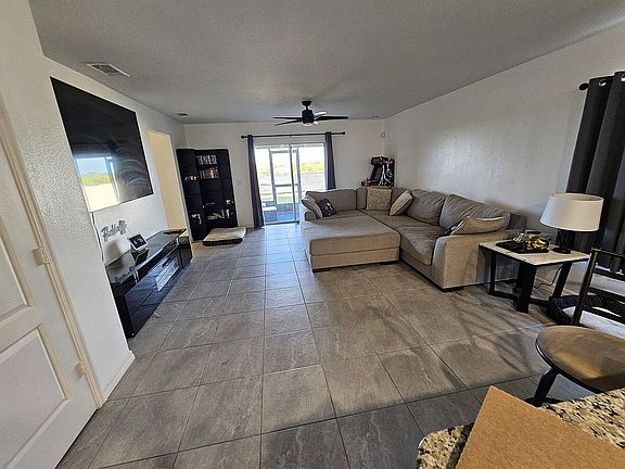 5th image of 1591 Swan Lake Cir