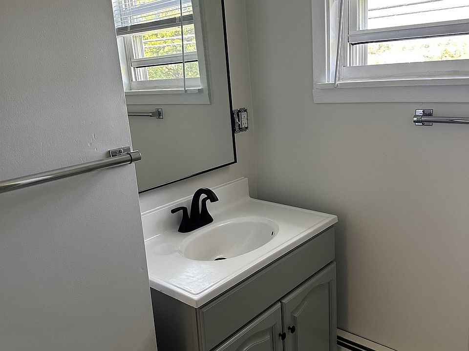 2nd image of 107 Allison St #2
