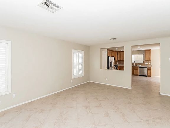 3rd image of 4514 Pommerelle St