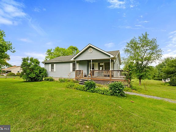 4th image of 439 Mahlon Ln