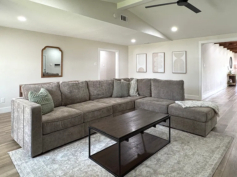 13930 Rolling Hills Ln — Photo 7